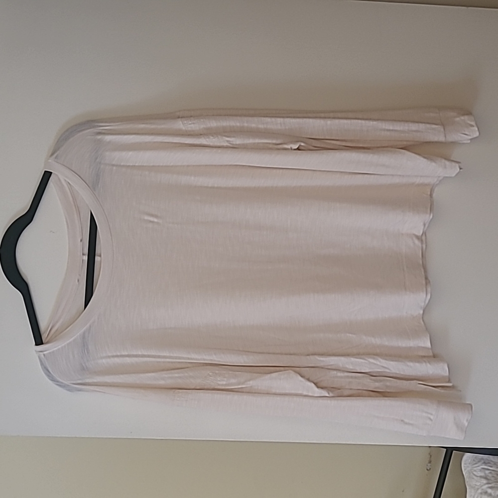 Loft super soft top